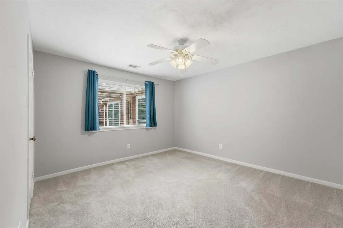 Photo of 15718 Echo Lodge Drive