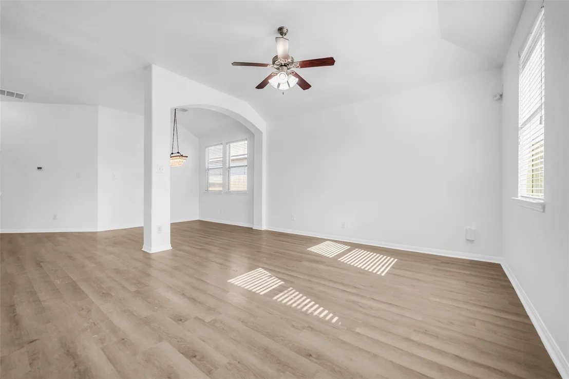 Photo of 4707 Waukegan Road