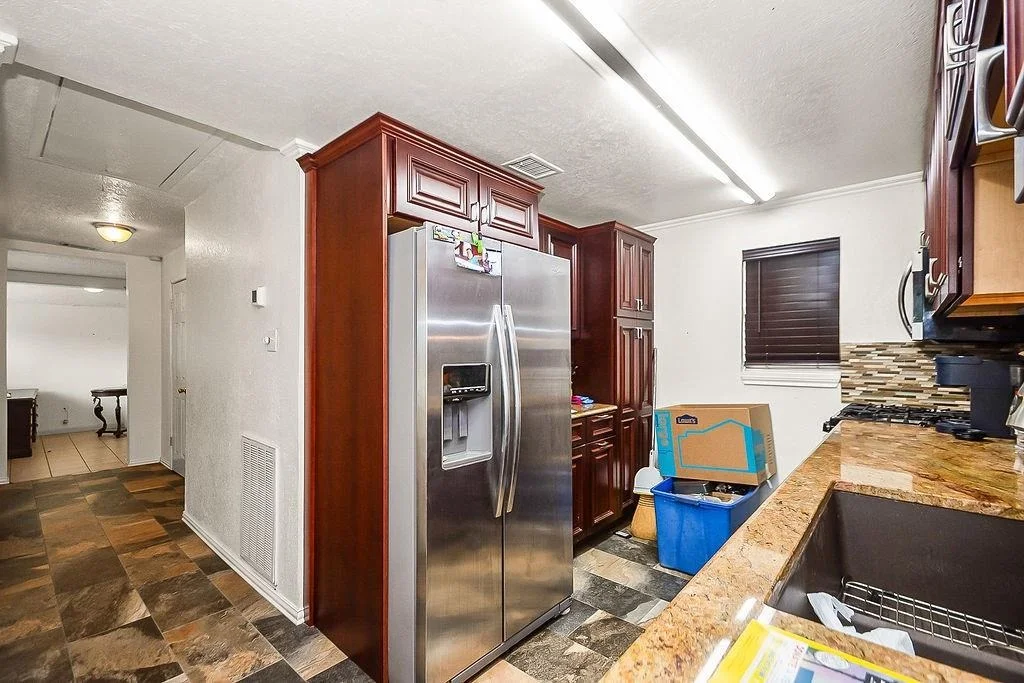 Photo of 4415 W Bayshore Drive