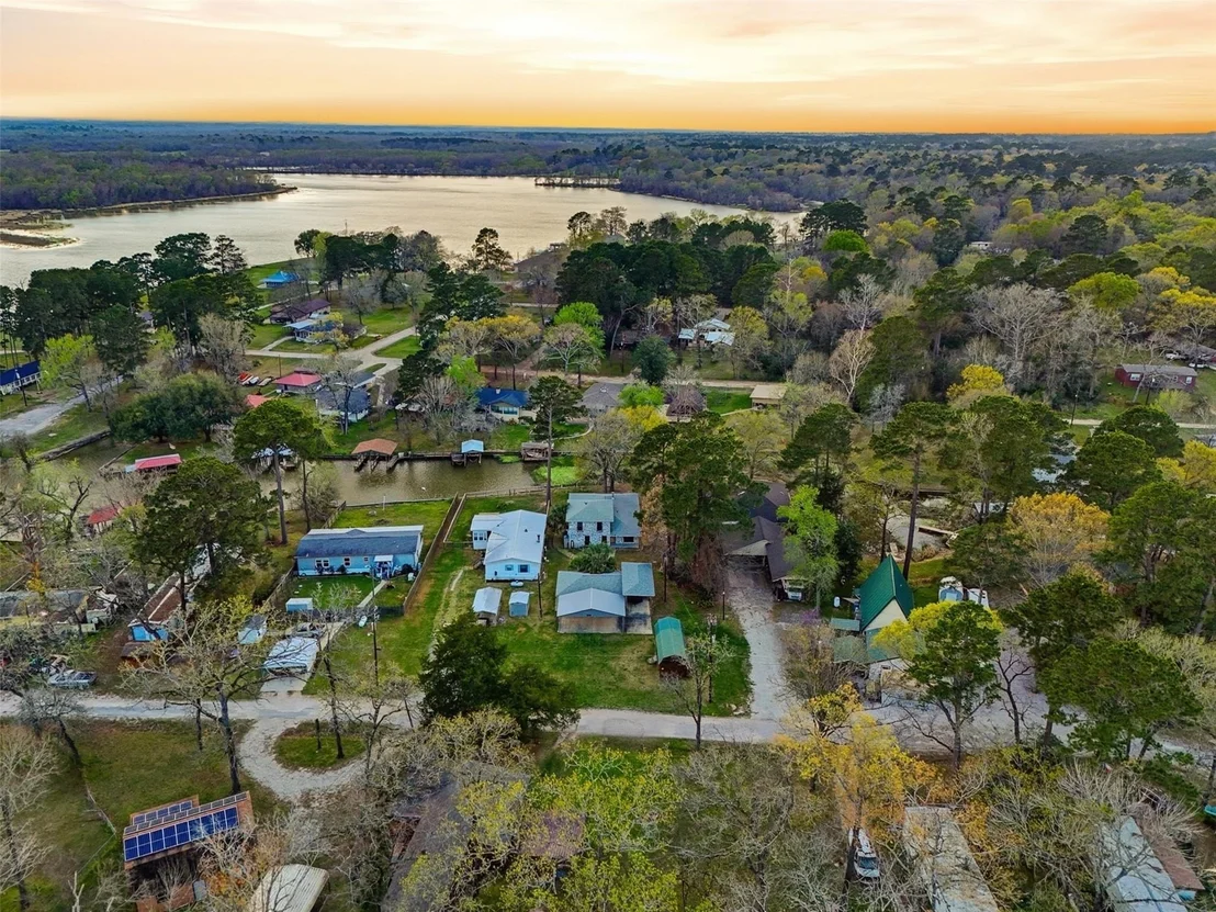 Photo of 200 Cove View Drive