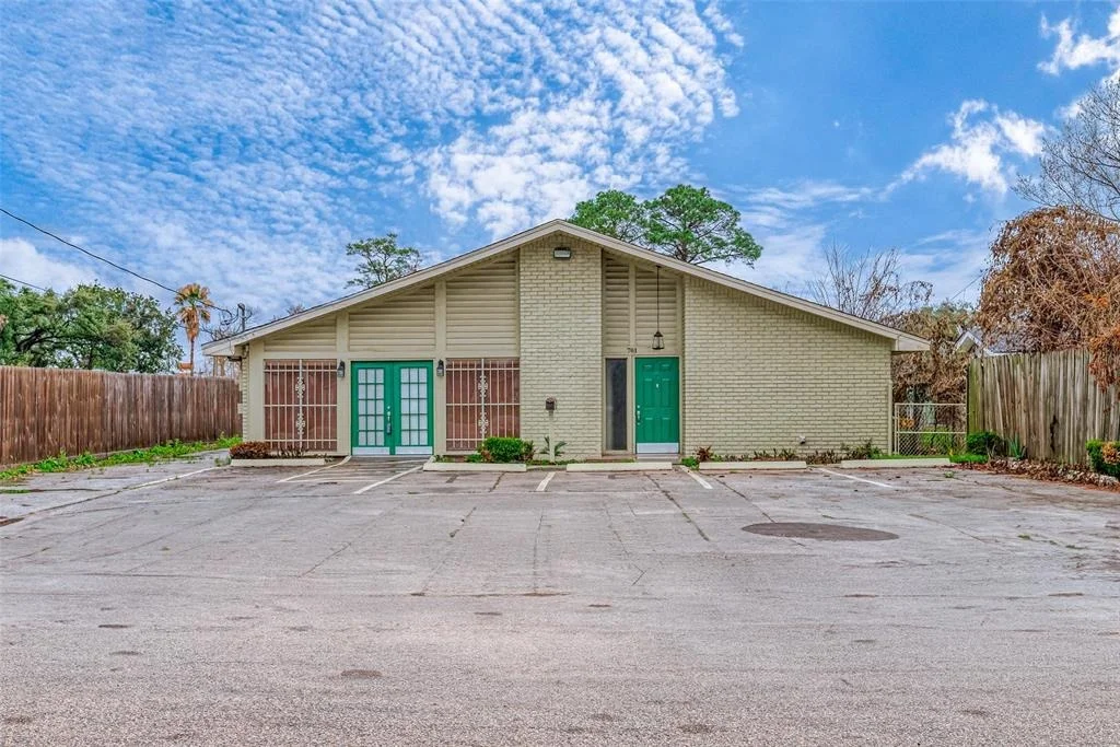 Photo of 701 Janisch Road