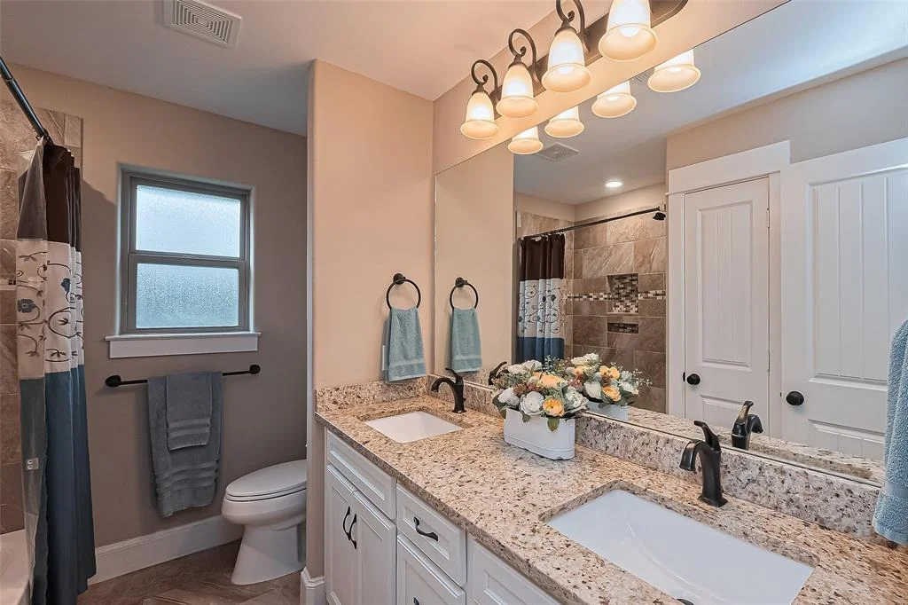 Photo of 722 River Plantation Drive