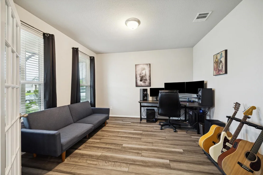 Photo of 17218 Roxburgh Lake Lane