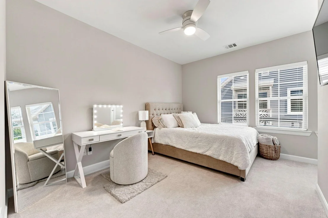 Photo of 6020 T C Jester Boulevard