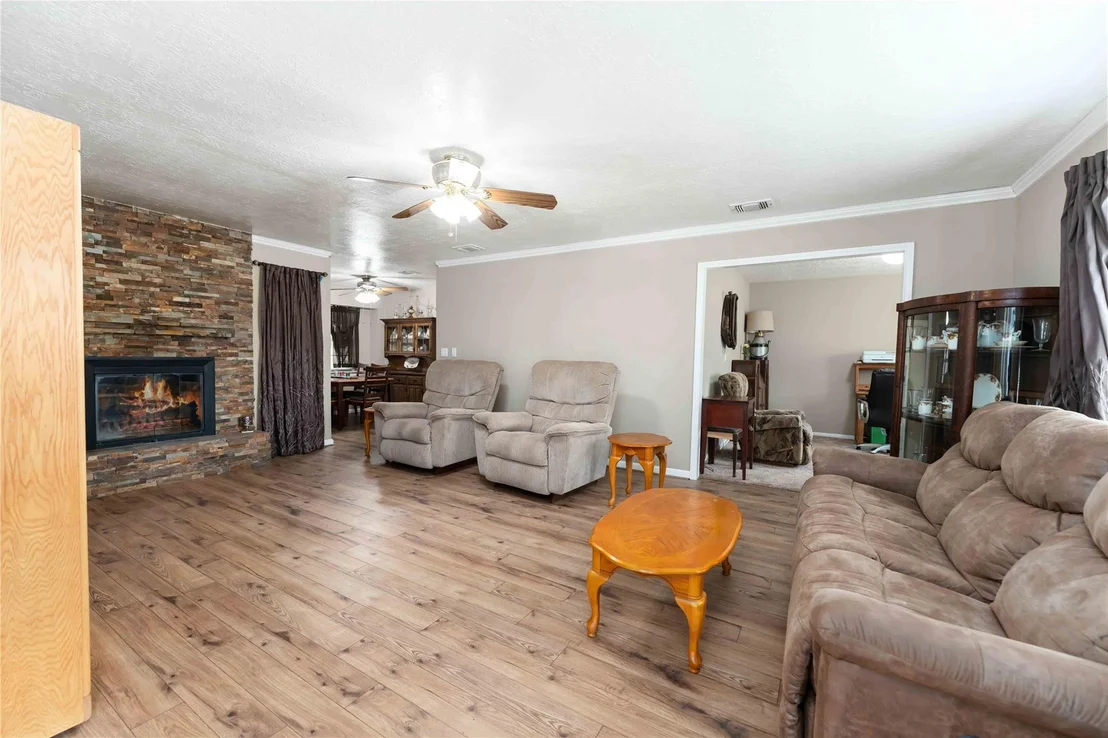 Photo of 5222 Glenvalley Drive
