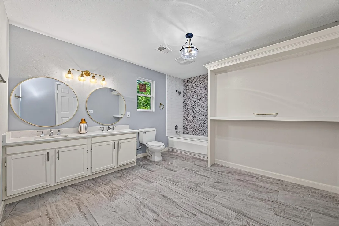 Photo of 4004 Gatewood Road