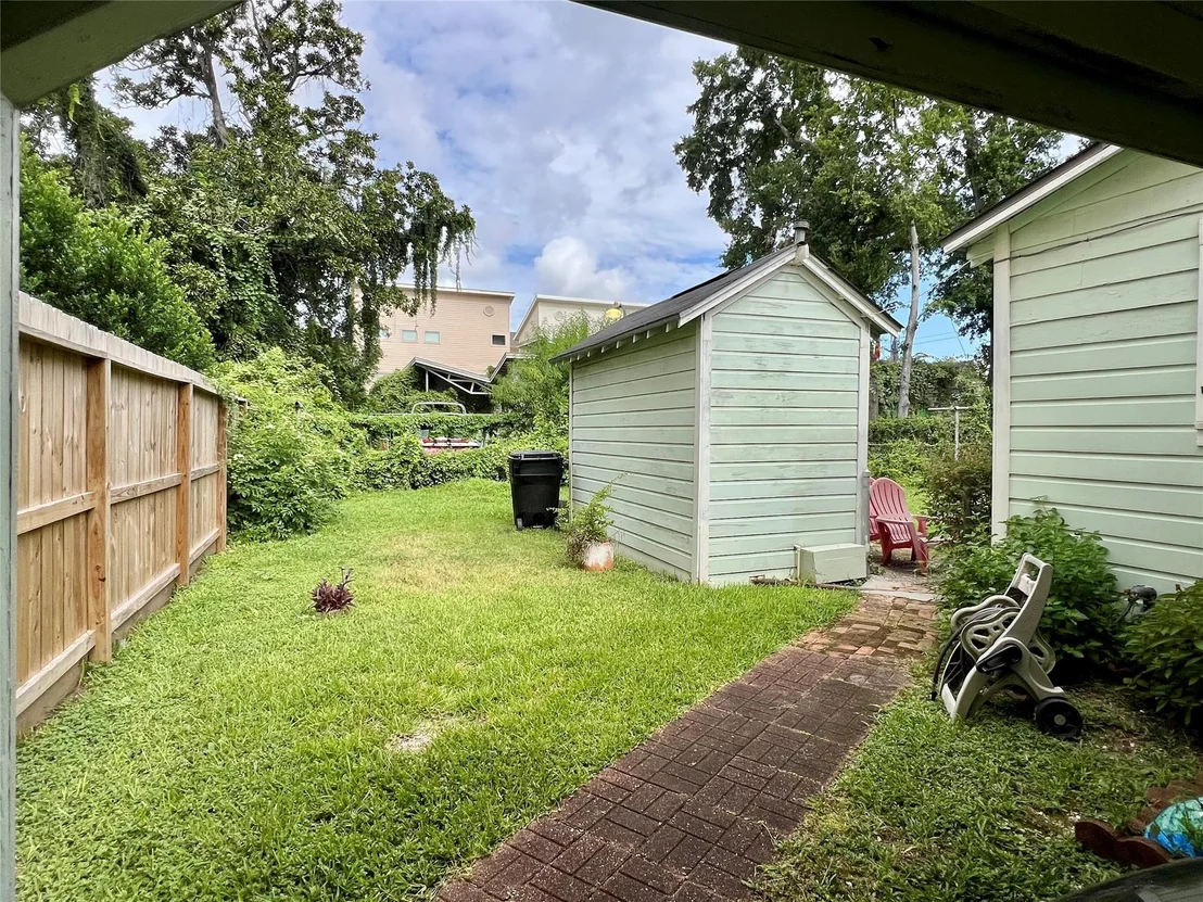 Photo of 2507 Couch Street