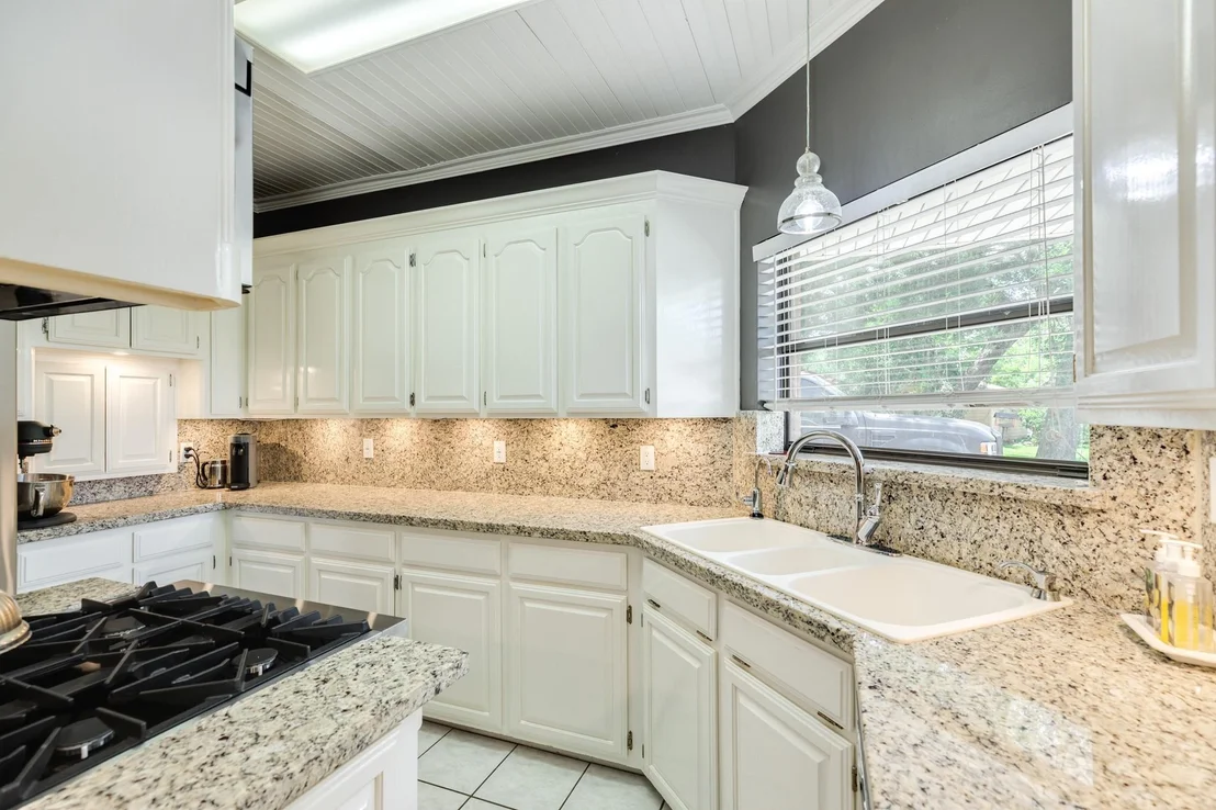 Photo of 41 Robinhood Lane