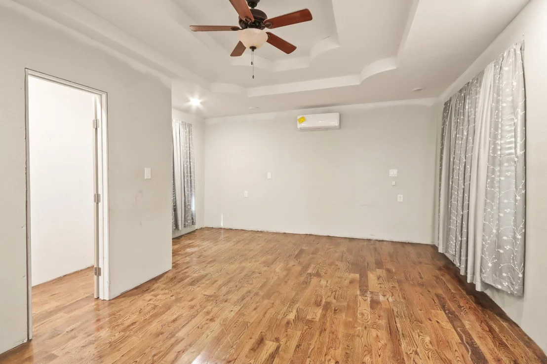 Photo of 17317 E Greenleaf Lane