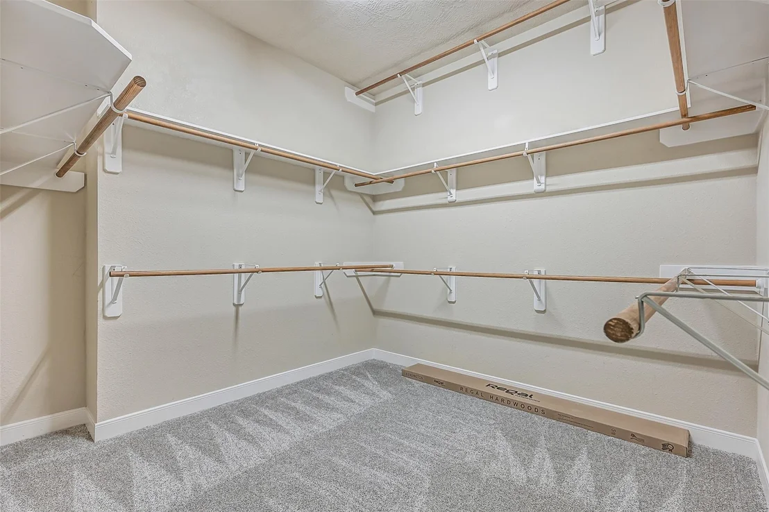 Photo of 901 High Ridge Circle