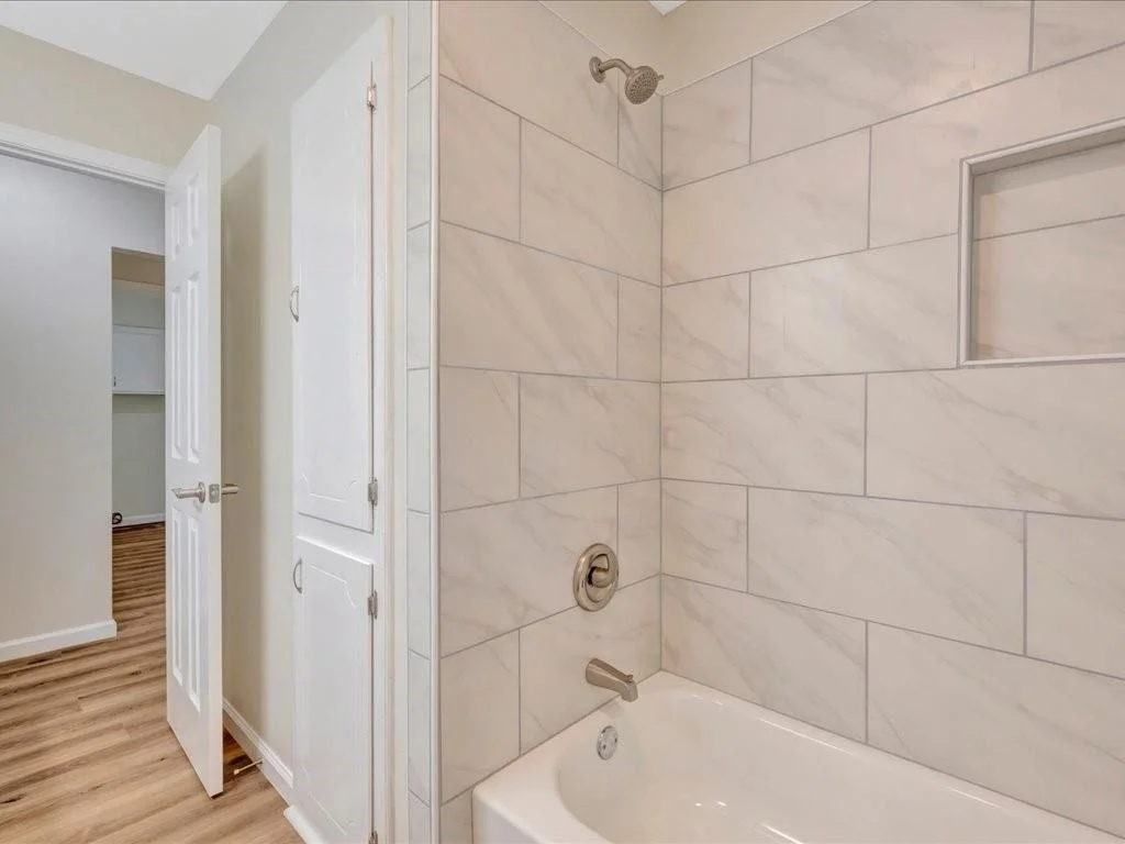 Photo of 900 Edgewood Circle