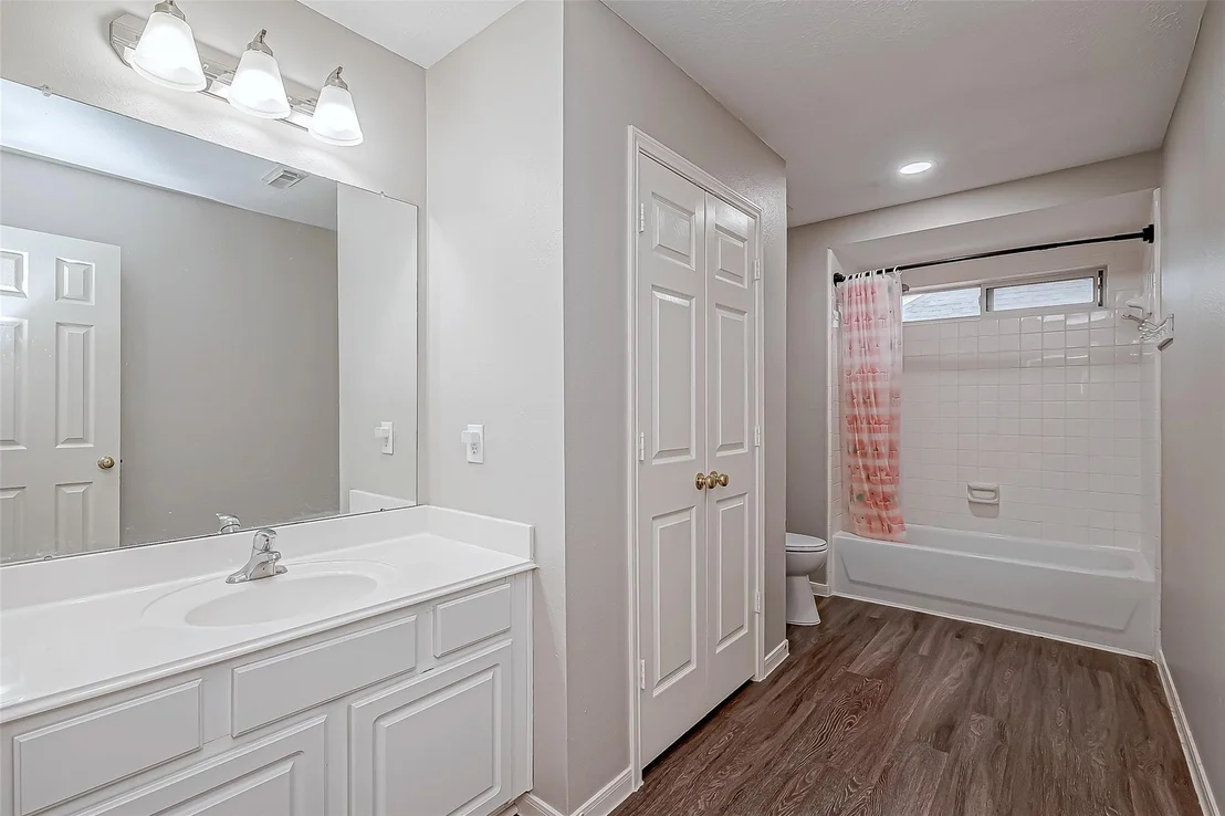 Photo of 22922 Montclair Park Lane