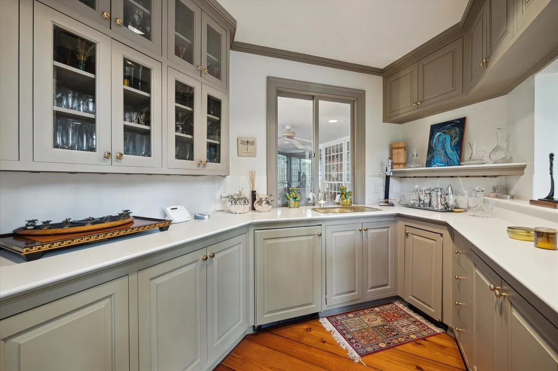 Photo of 3971 Inverness Drive