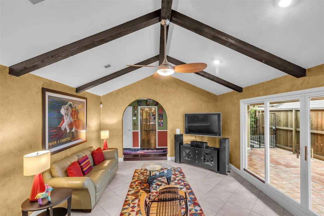 Photo of 2826 Stetson Lane