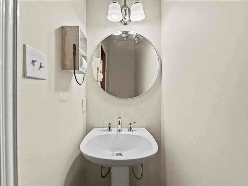 Photo of 8614 Delachase Circle