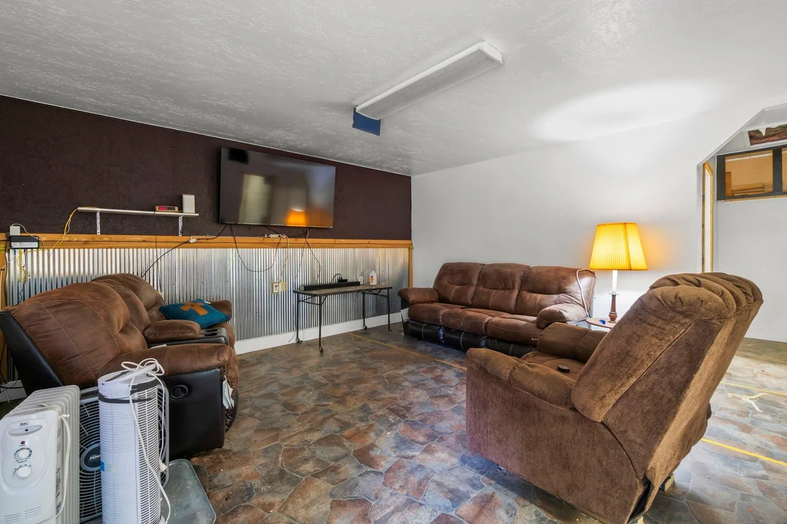 Photo of 28140 Seven Sisters Road