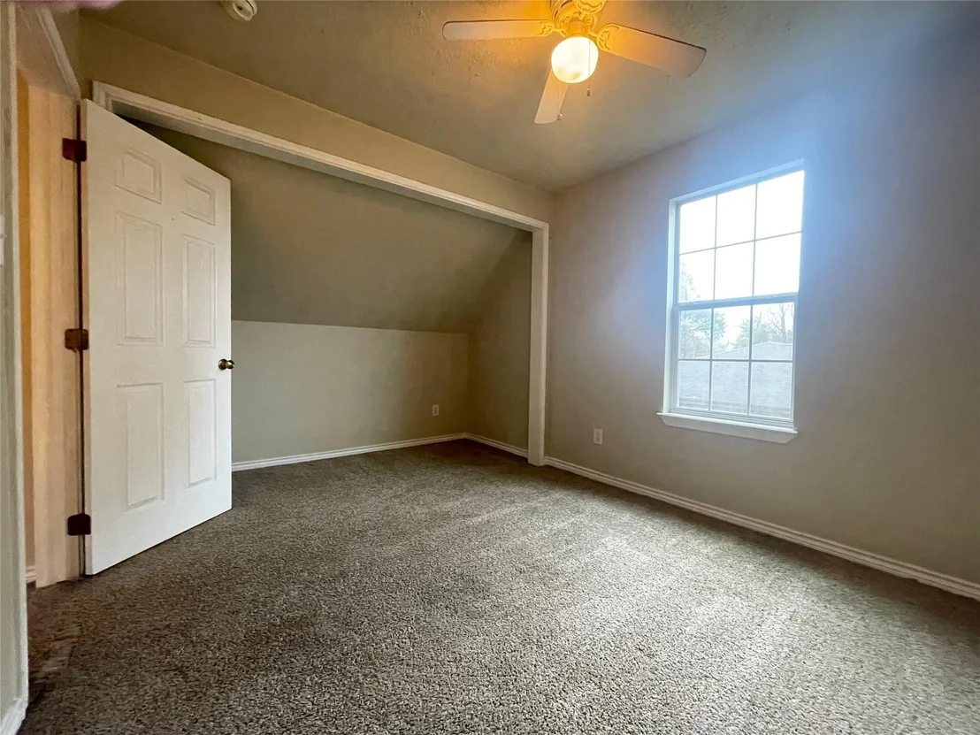 Photo of 1210 Bridge Street