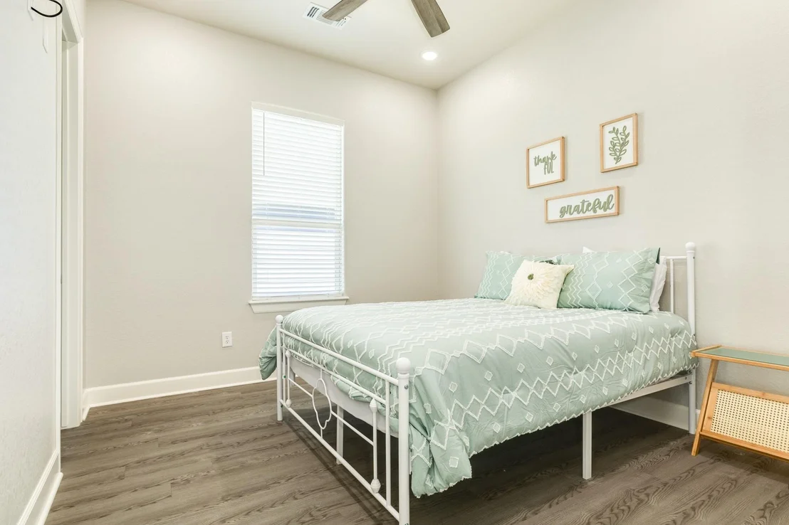 Photo of 4835 Bluewater Drive