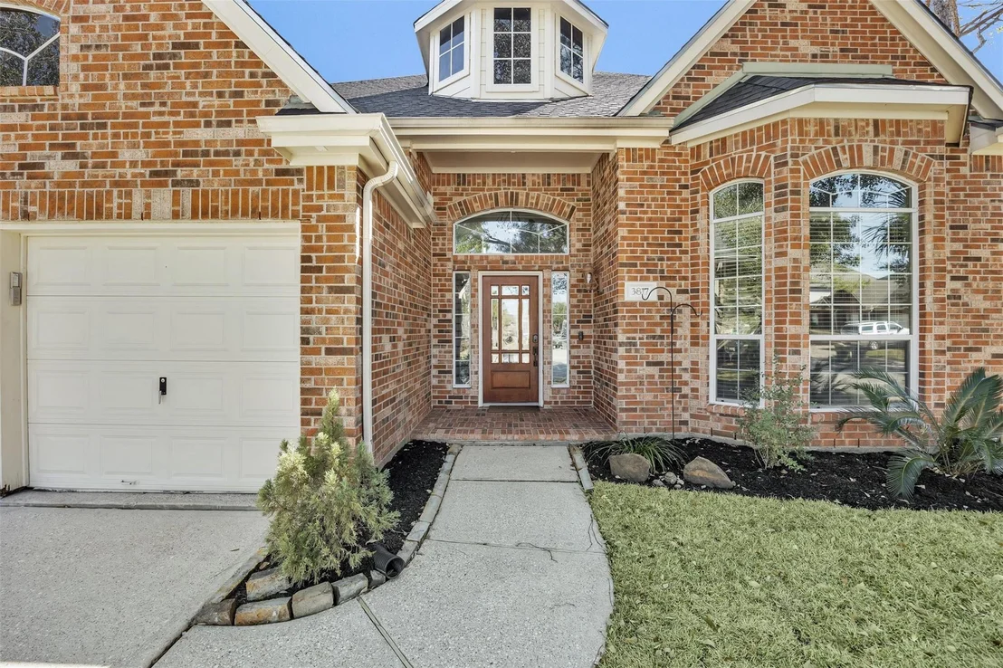 Photo of 3817 Pine Lake Drive