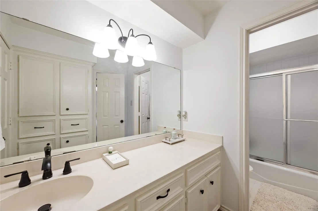 Photo of 16257 Salmon Lane