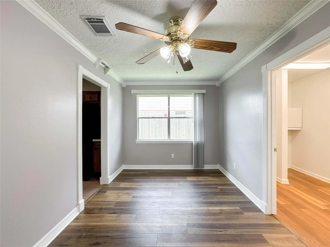 Photo of 39 Oak Harbor Drive