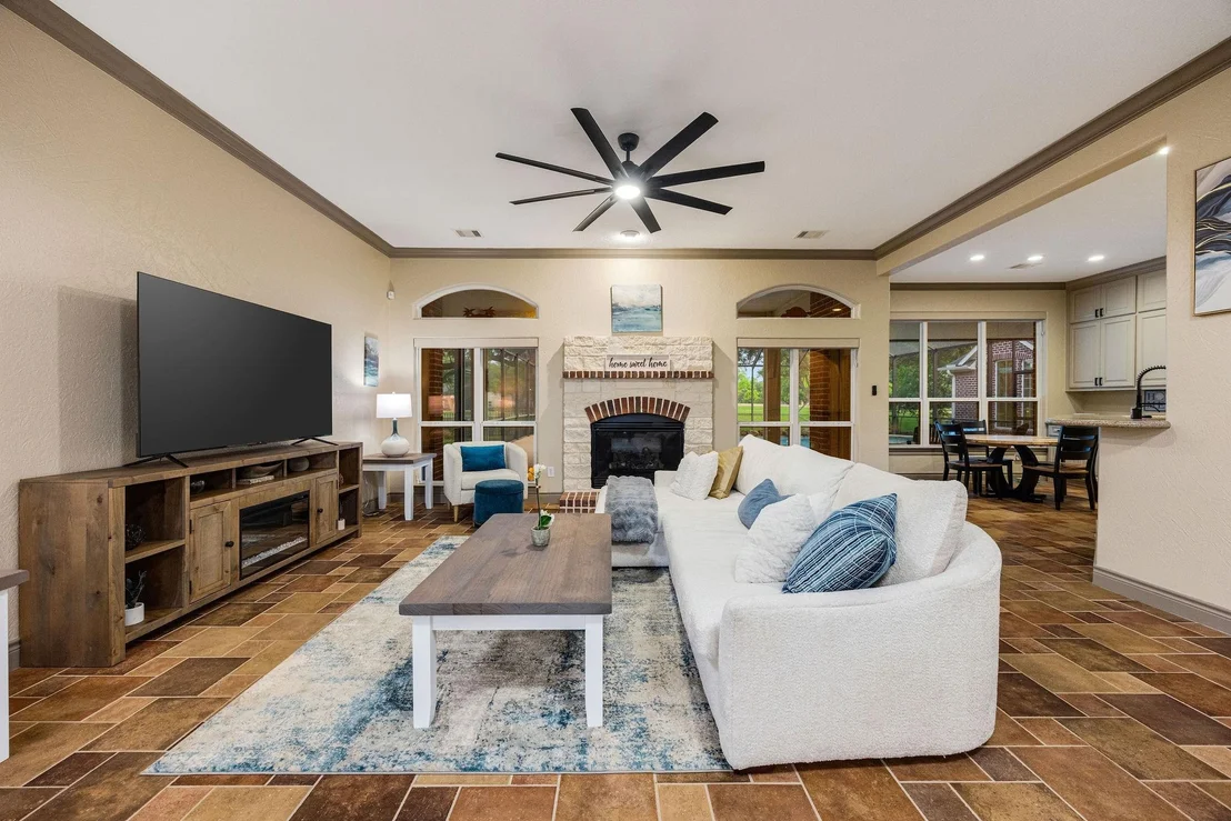 Photo of 5234 Weston Drive