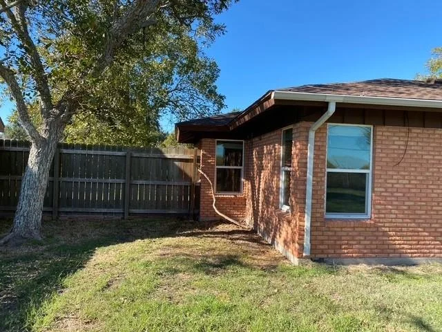 Photo of 2202 Larry Drive