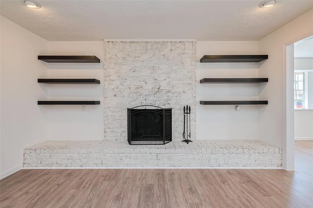 Photo of 7006 White Tail Drive