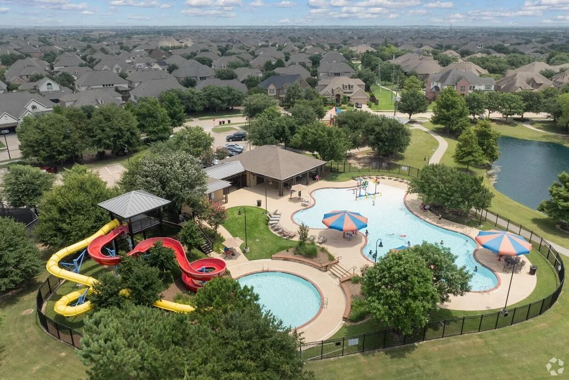 Photo of 27610 Dalton Bluff Court