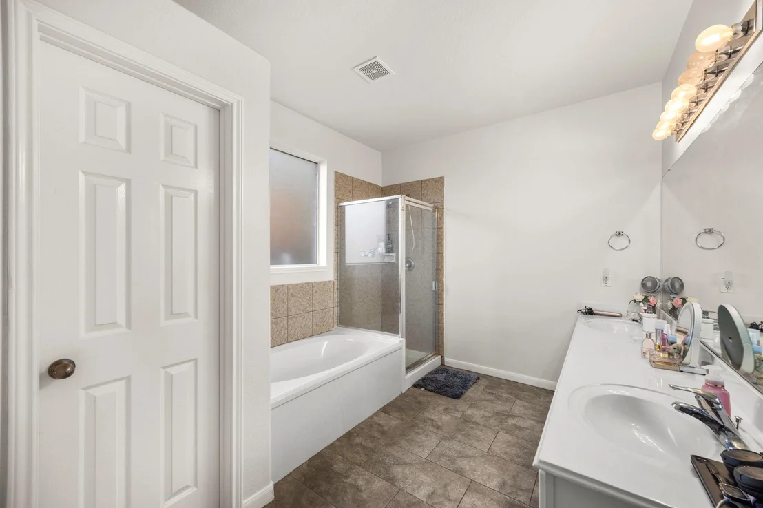 Photo of 927 Spring Source Place