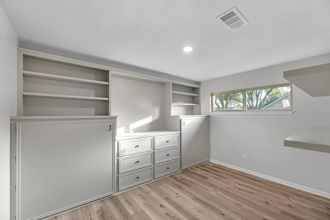 Photo of 213 Westview Drive