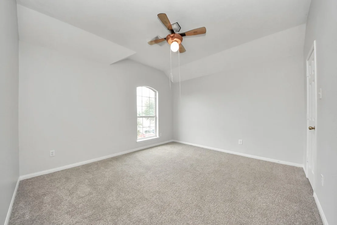 Photo of 7238 Foxshadows Lane