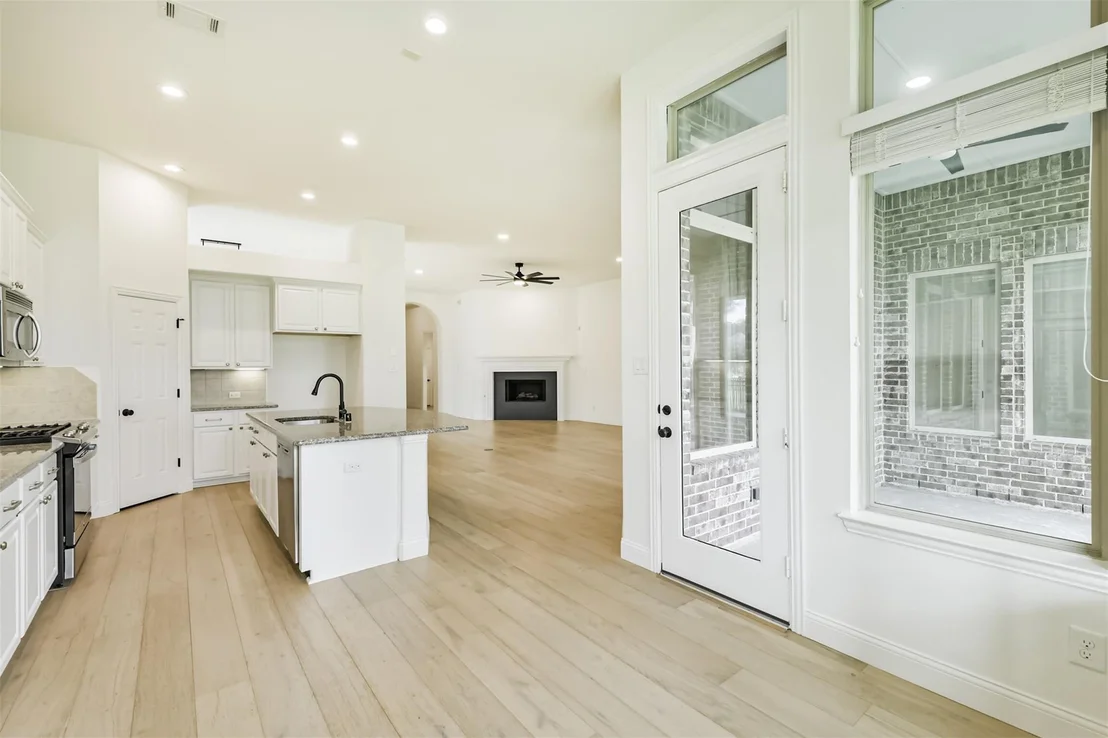 Photo of 8153 Threadtail Street