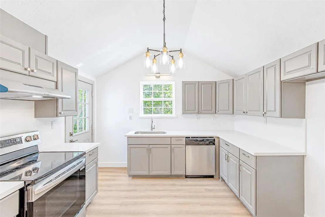 Photo of 9690 Simmons Drive