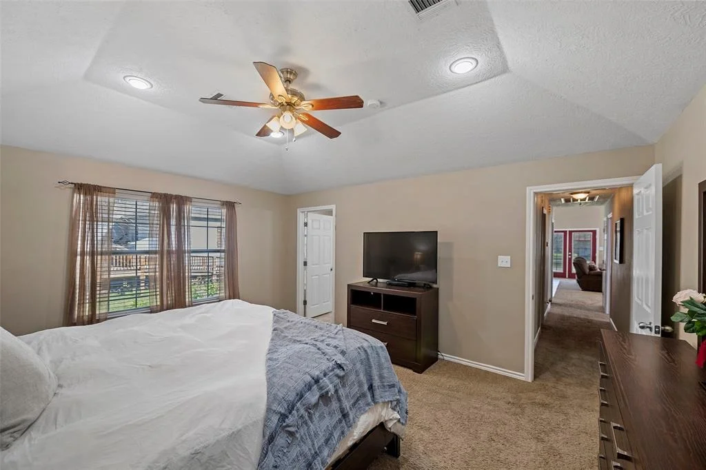 Photo of 21500 Vermillion