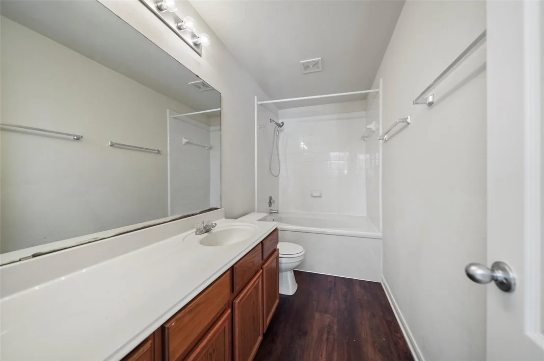 Photo of 3610 Avalon Castle Drive