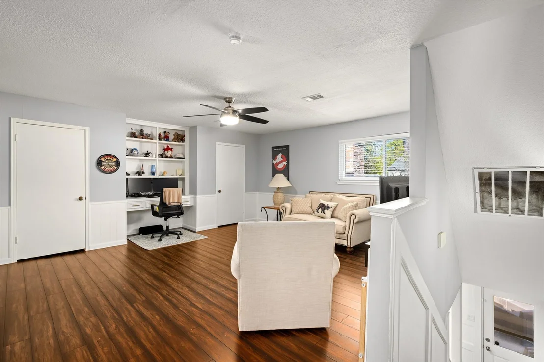 Photo of 5318 Springton Lane