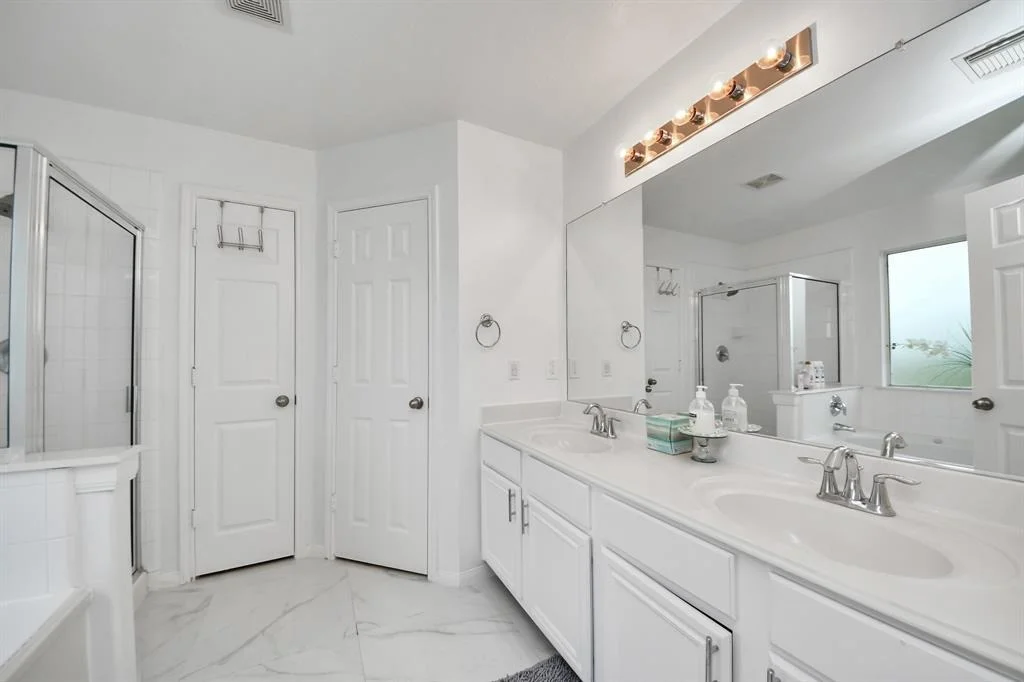 Photo of 6043 Moscone Court