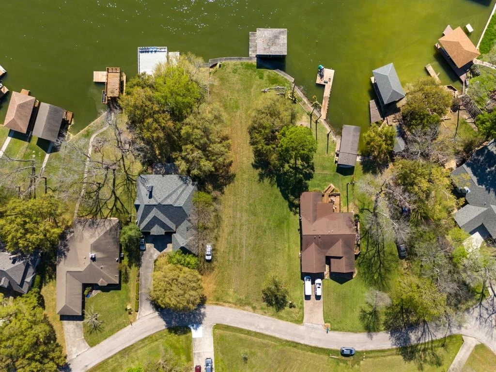 Photo of 13476 Hawthorne Drive