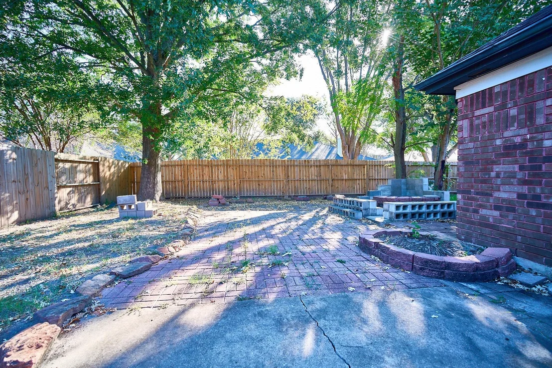 Photo of 2314 Pebbledowne Circle