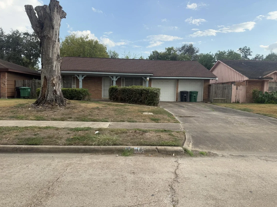Photo of 5015 Heatherbloom Drive