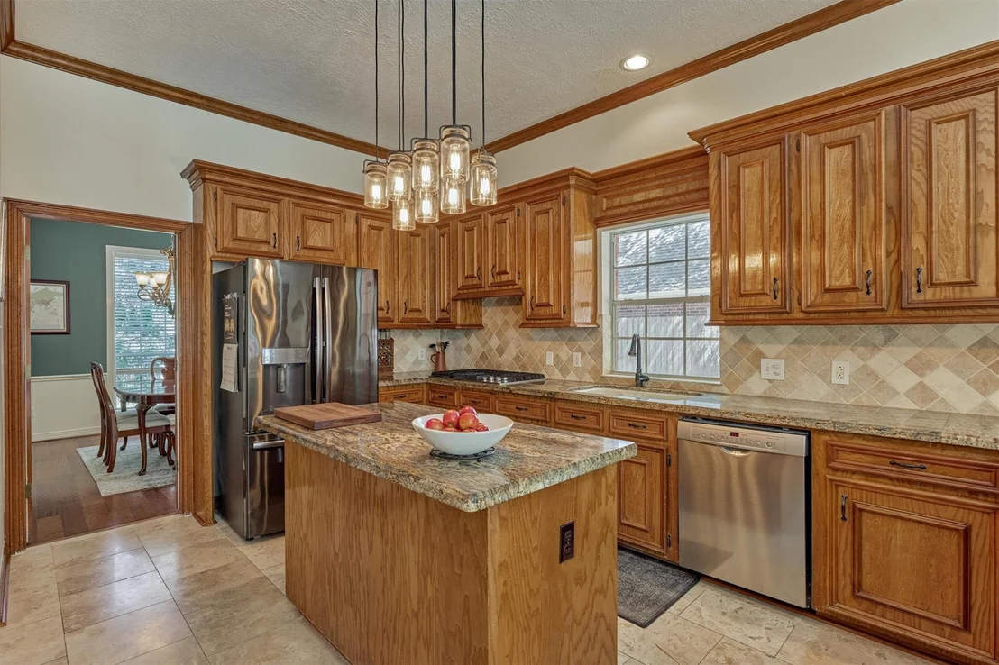 Photo of 115 E Shadowpoint Circle