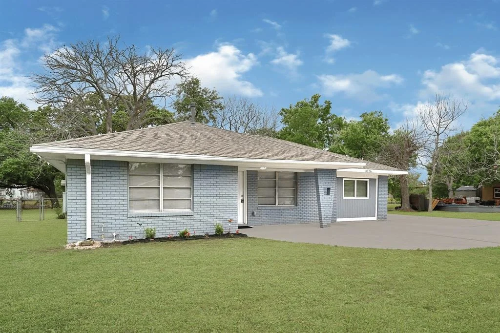 Photo of 3226 Bernard Street