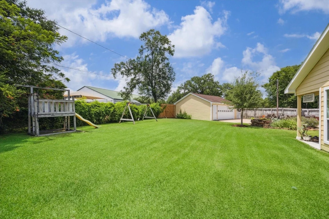 Photo of 1433 Confederate Road