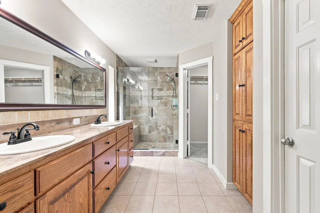 Photo of 457 Shady Creek Drive