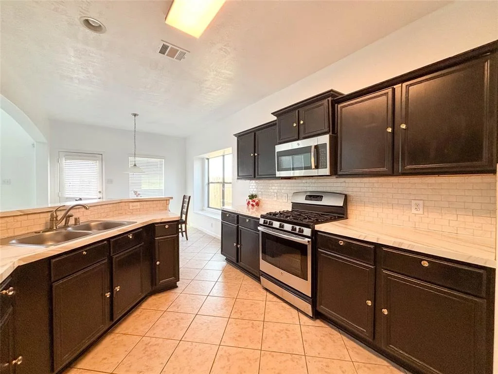 Photo of 2827 Defoe Drive