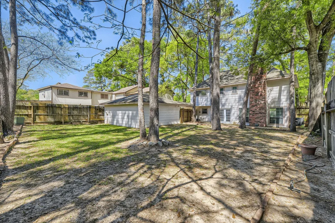 Photo of 19527 Enchanted Oaks Drive
