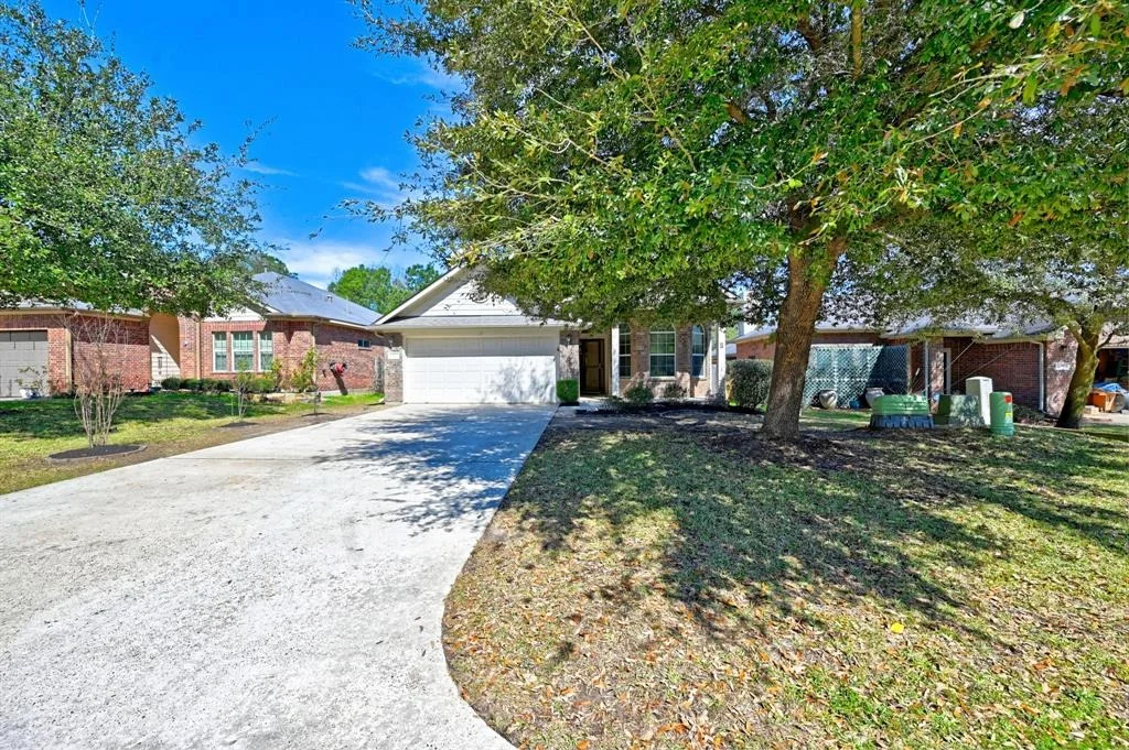 Photo of 1002 Summer Wood Boulevard