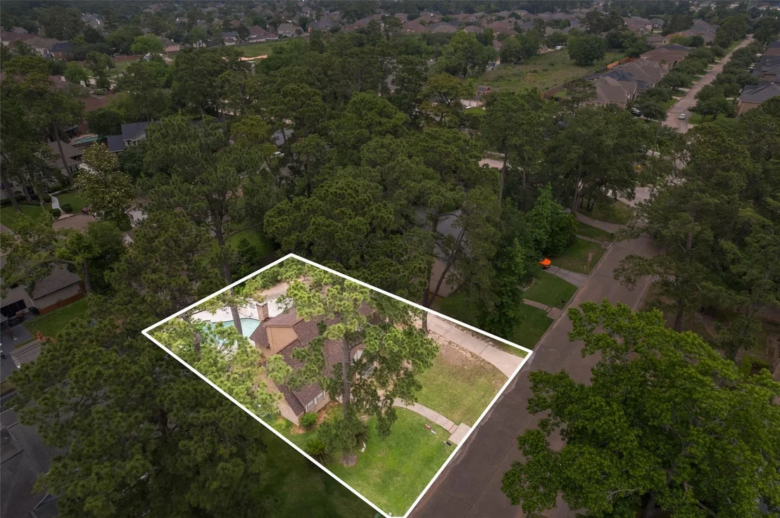 Photo of 7910 Oak Moss Drive