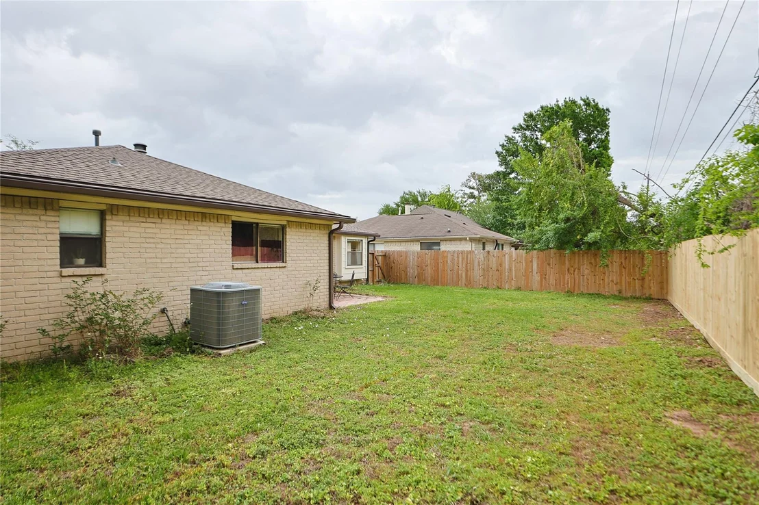 Photo of 9719 Orangevale Drive